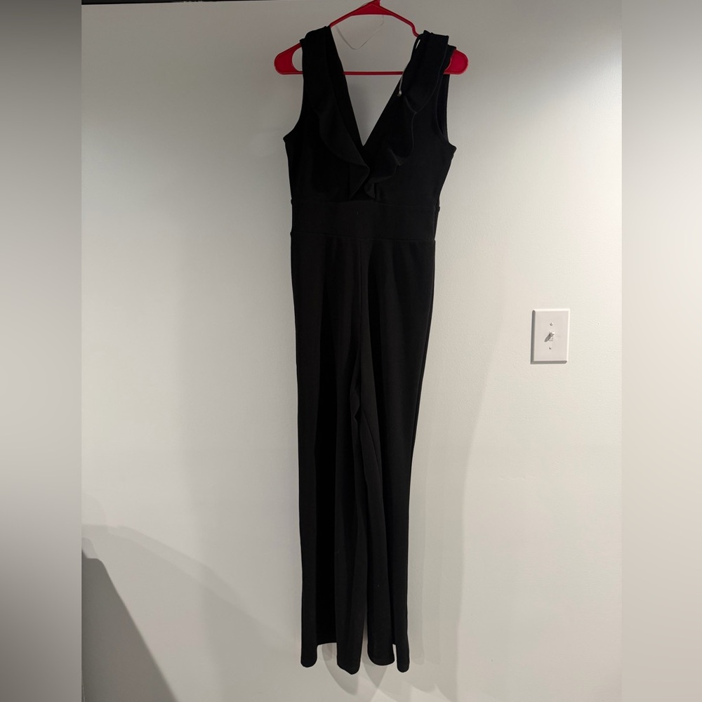 Elegant Black Sleeveless Jumpsuit